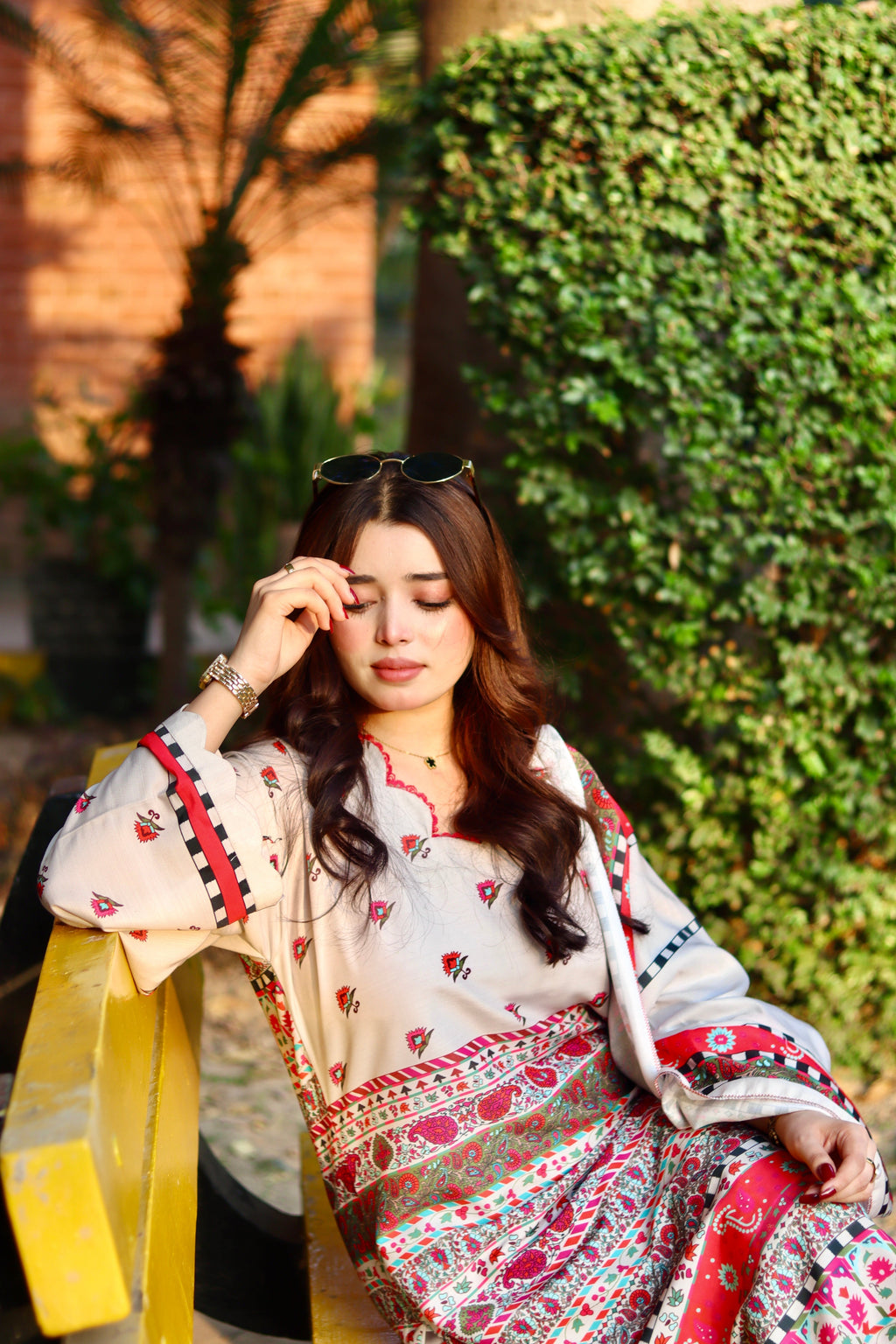 Resham 3Pc
