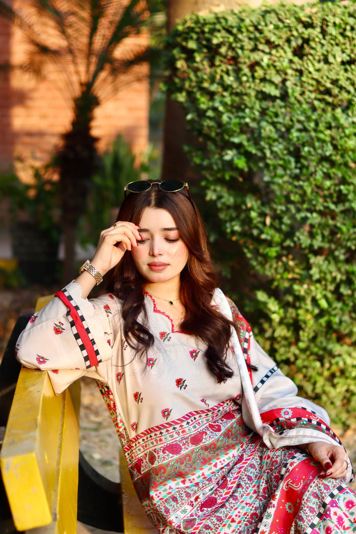 Resham 3Pc
