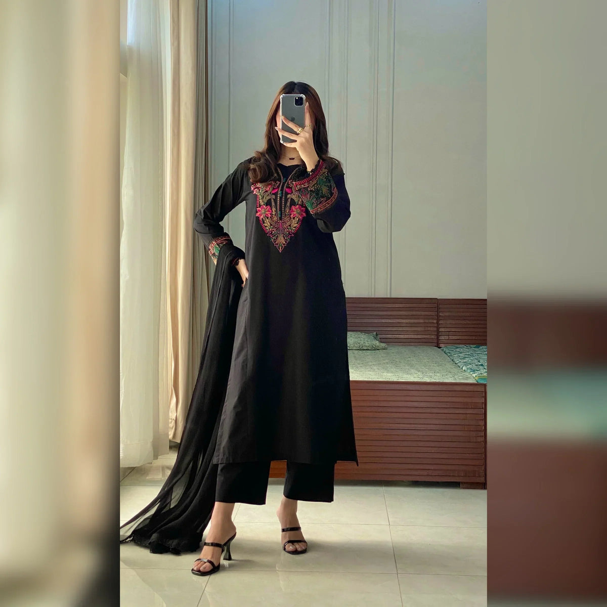 Nelofar 2Pc