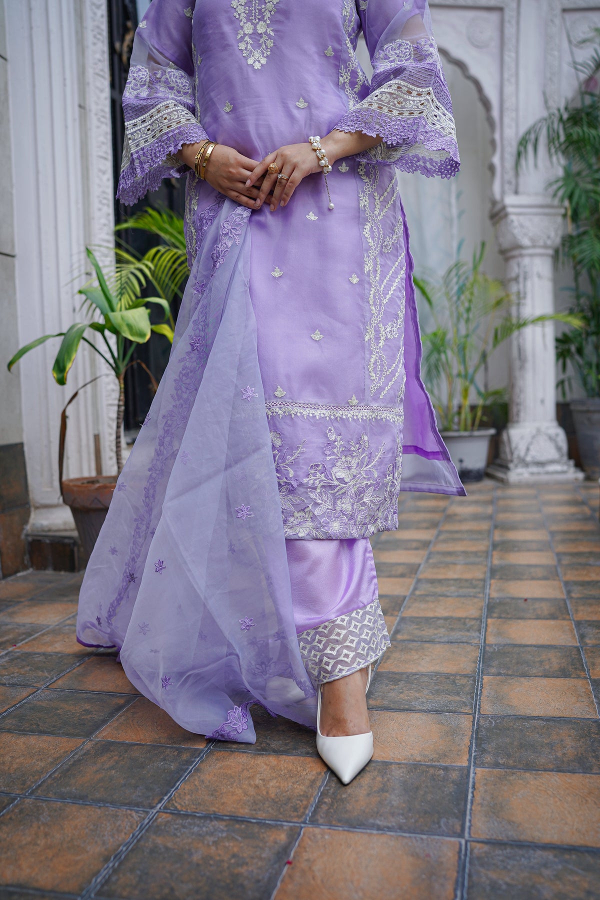 Hukam 3pc