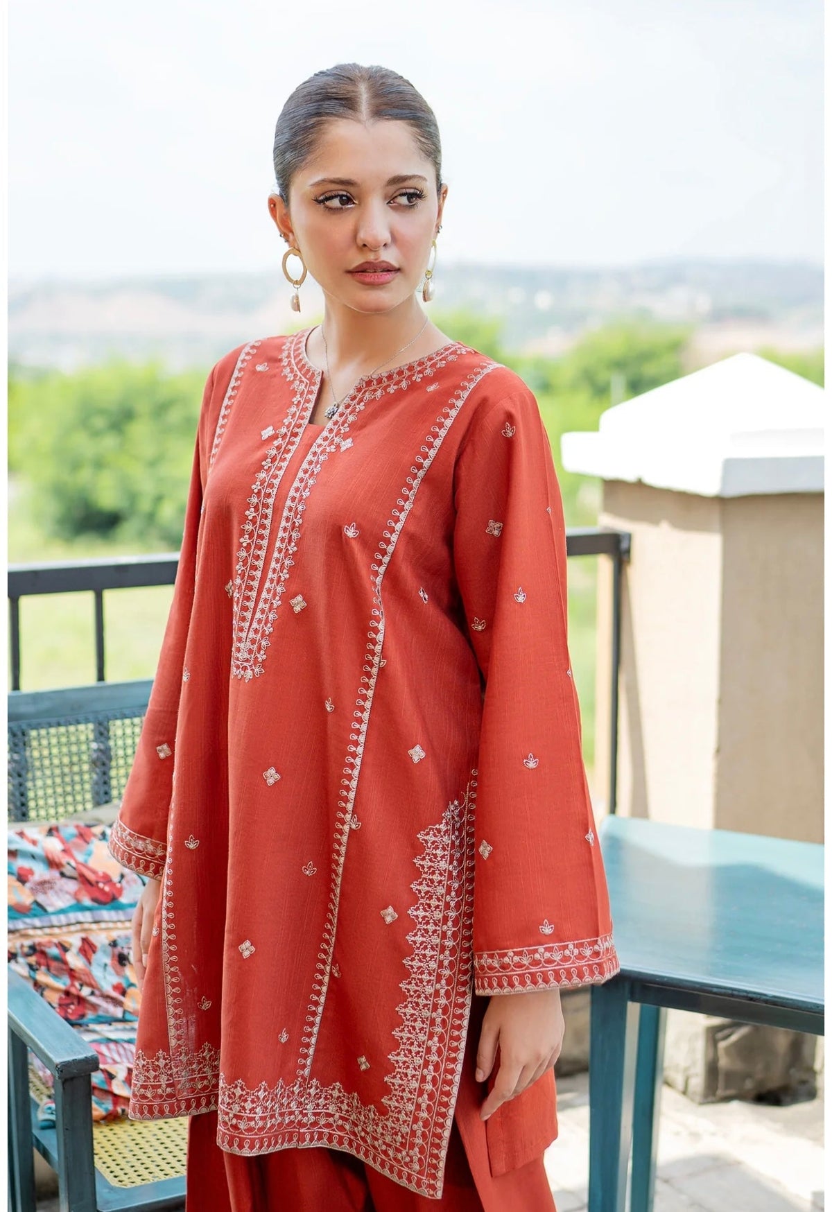 Mehreen 2PC